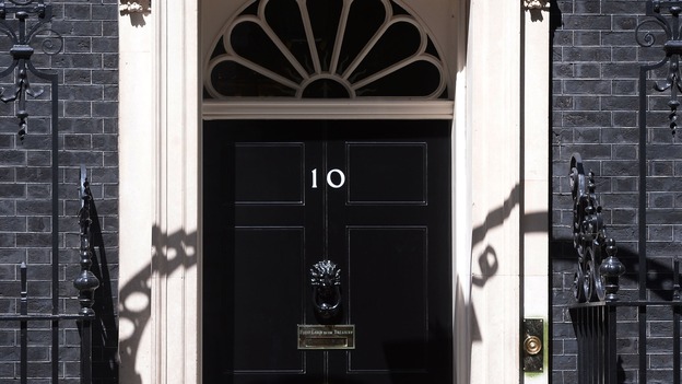 Number 10 Downing Street The Mayor S Race